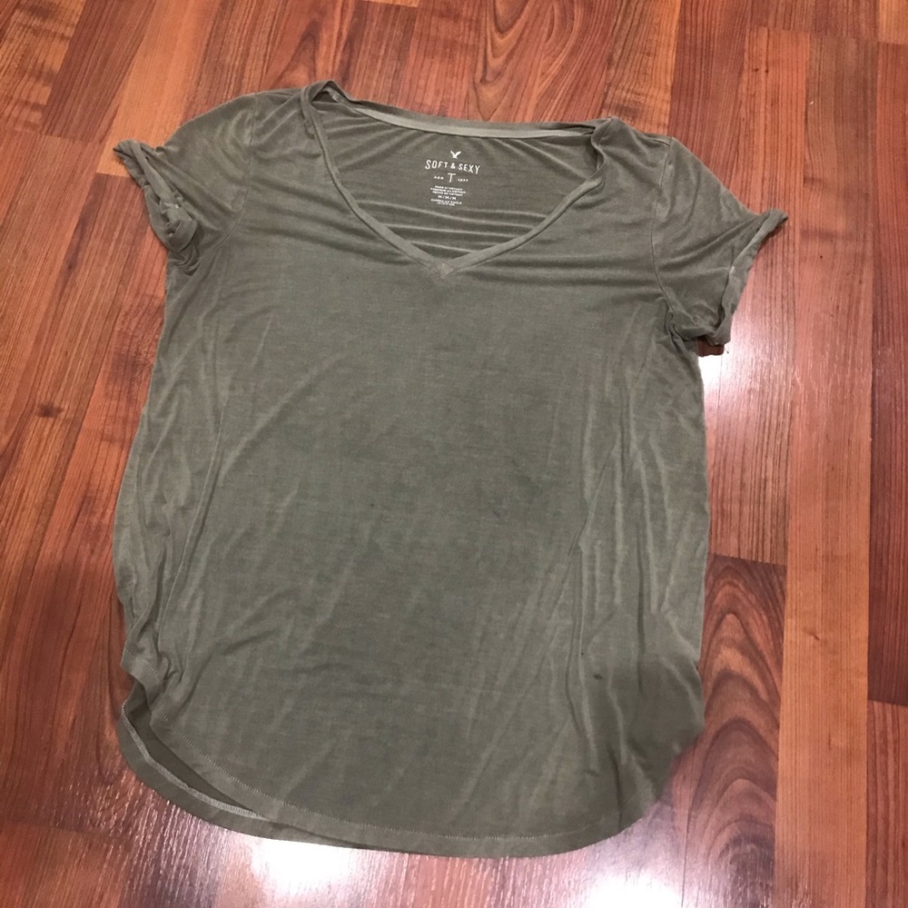 American Eagle shirt